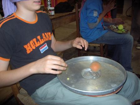 Clement et Gis�le (la balle)